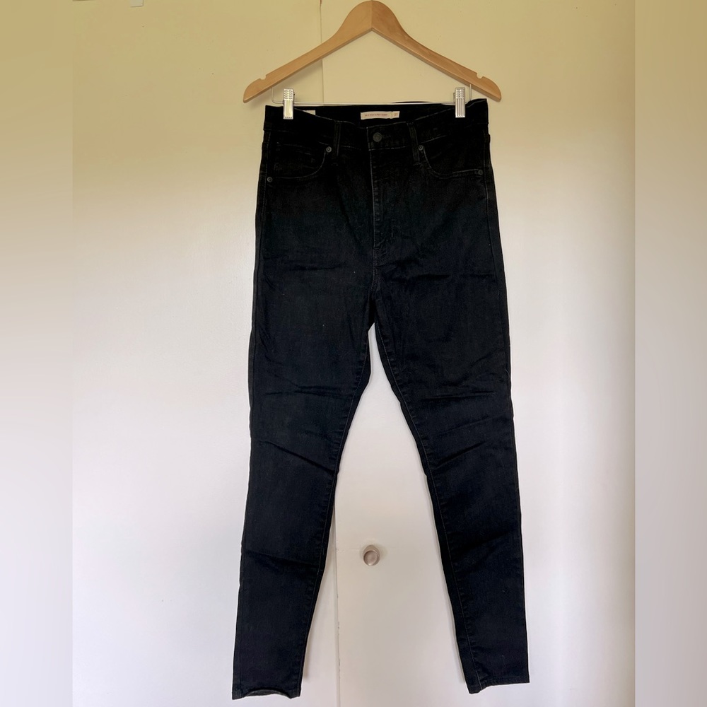 Levi’s Premium Mile High Super Skinny Jeans - Size 31